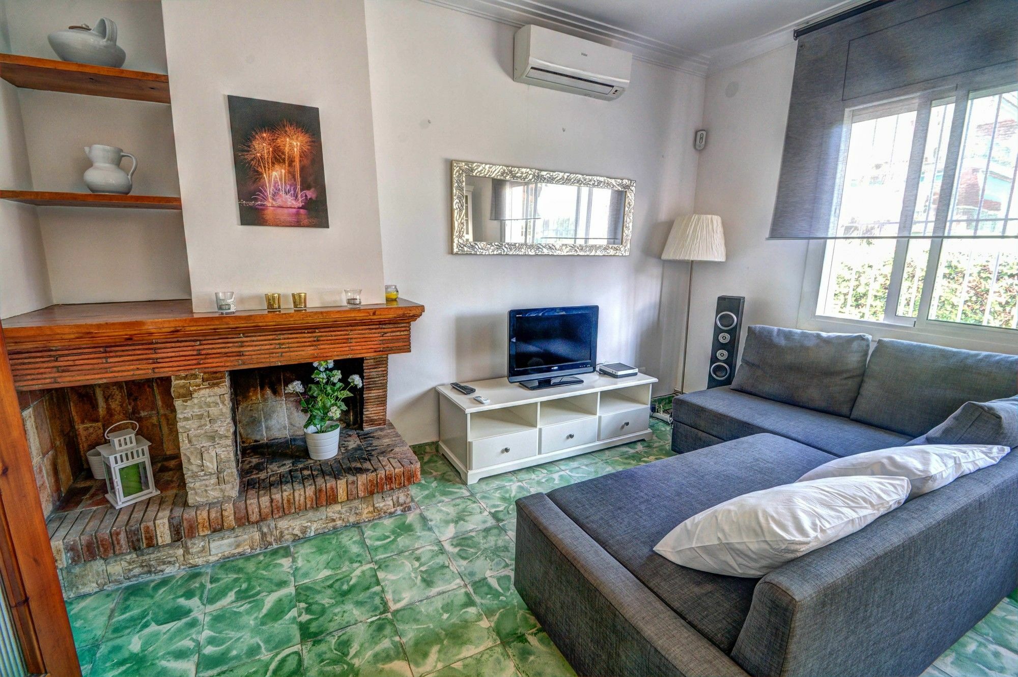 Family House By Helloapartments Sitges Eksteriør bilde